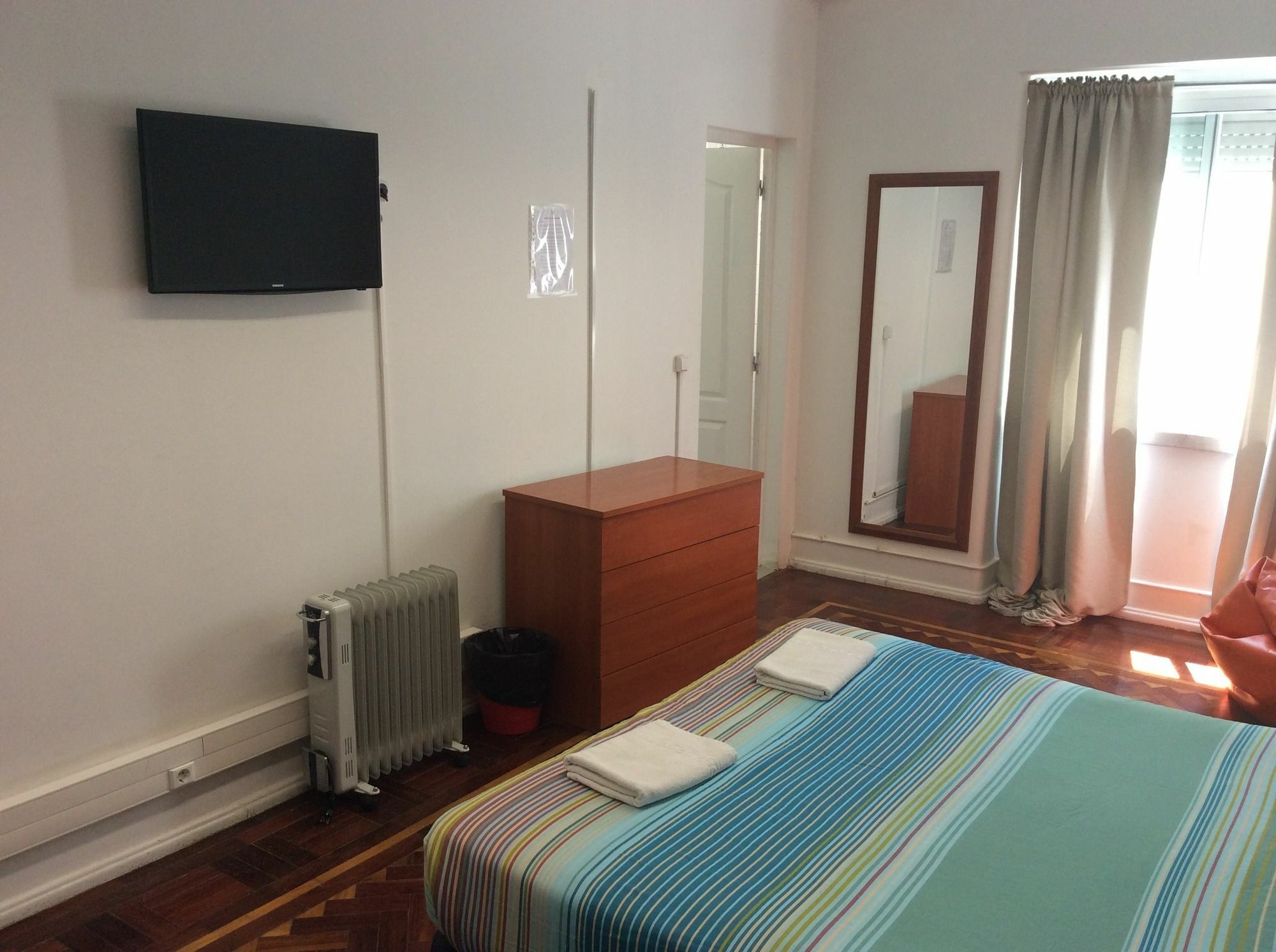 Tagus Palace Guesthouse Лиссабон Экстерьер фото